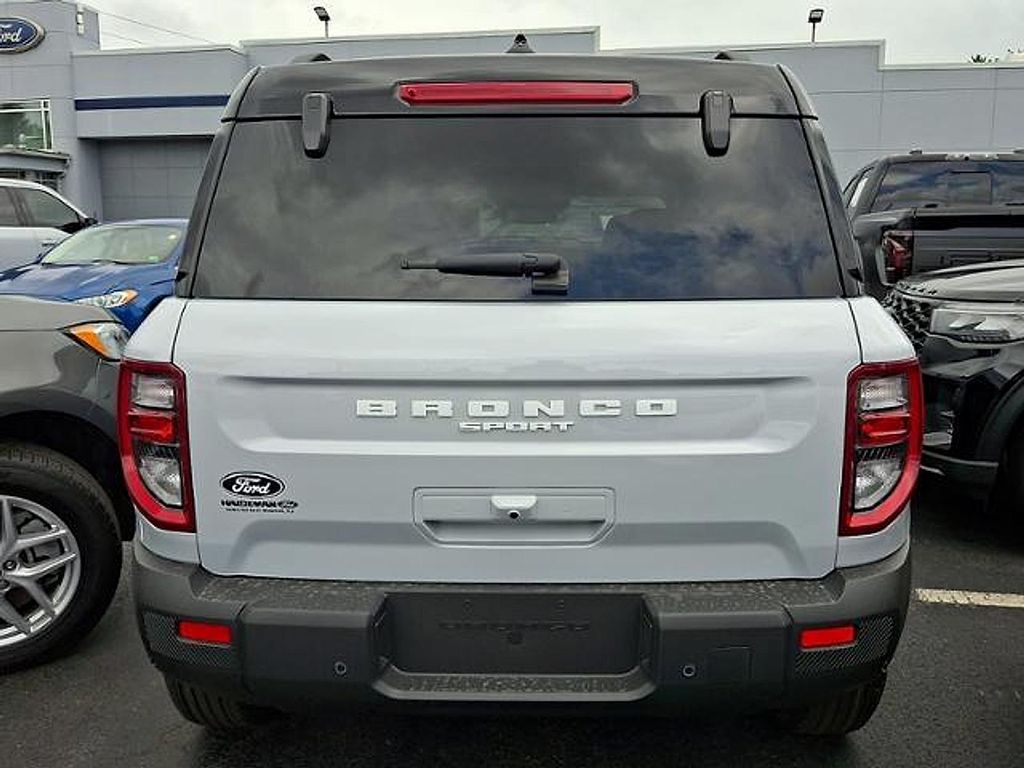 2026 FORD BRONCO SPORT OUTER BANKS — фото 5