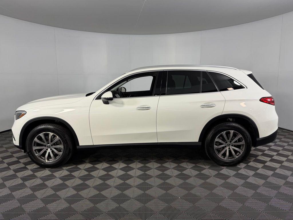 MERCEDES-BENZ GLC - 6