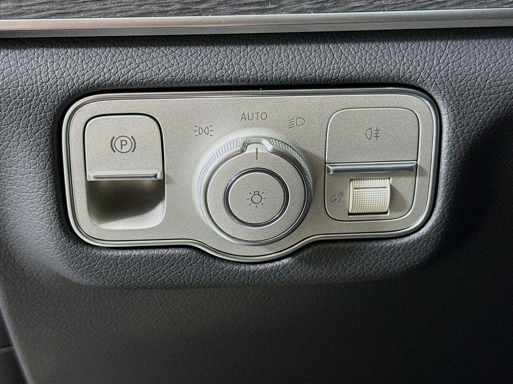 صورة 10 لـ 2026 Mercedes-BENZ GLS