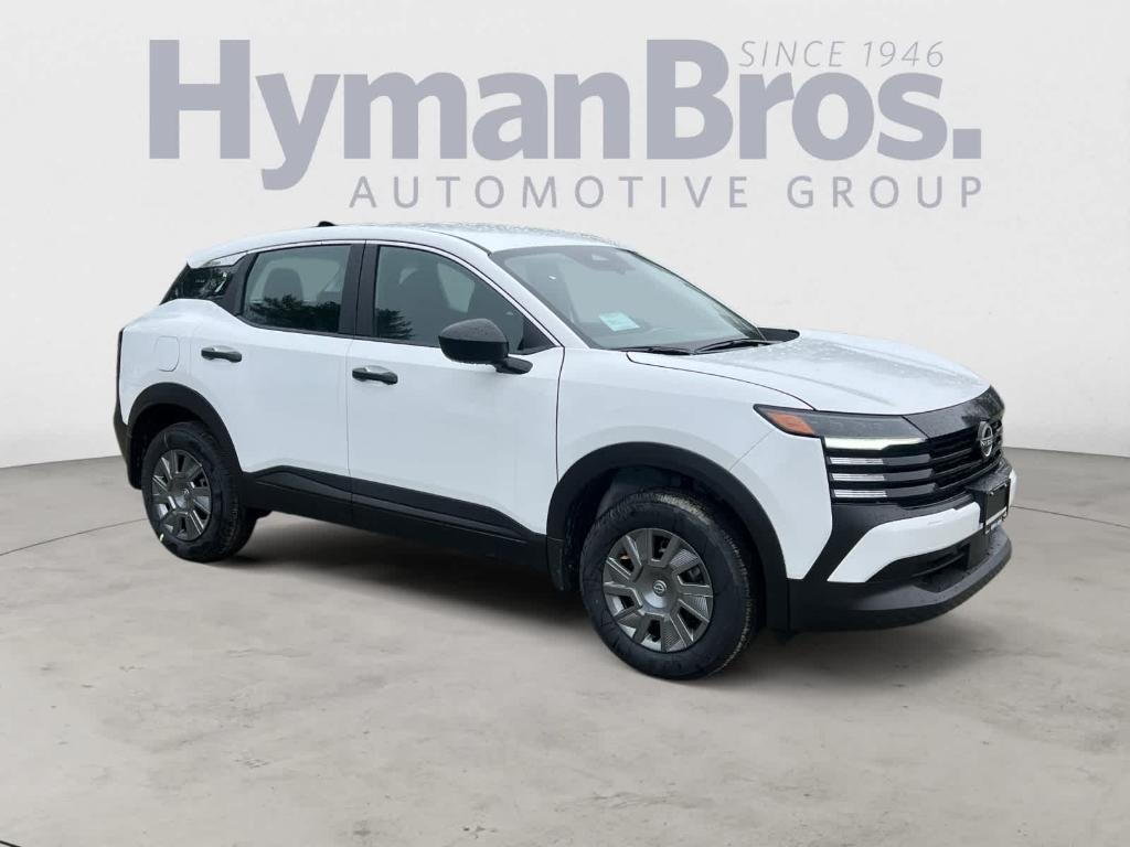 New 2026 Nissan Kicks S