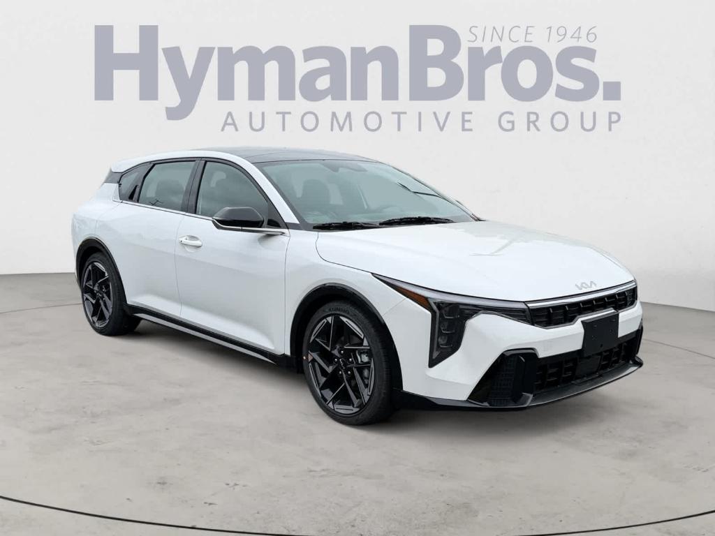 New 2026 Kia K4 GT-LINE