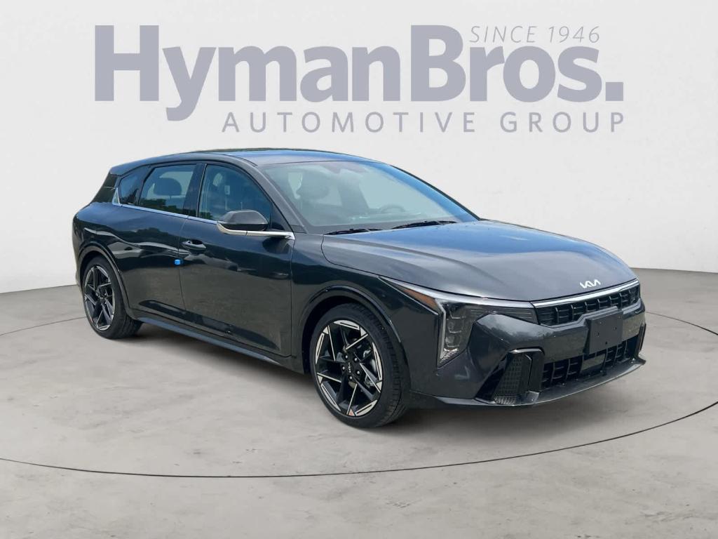New 2026 Kia K4 GT-LINE
