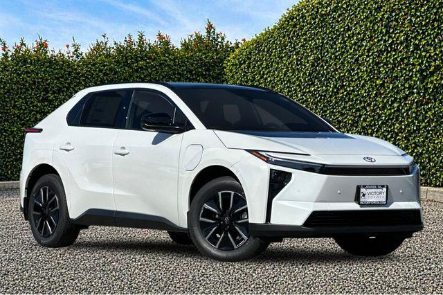 2026 Toyota BZ XLE PLUS — миниатюра 2
