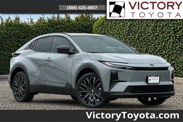 New 2026 Toyota C-HR XSE