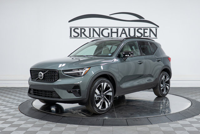 New 2026 Volvo XC40 Ultra