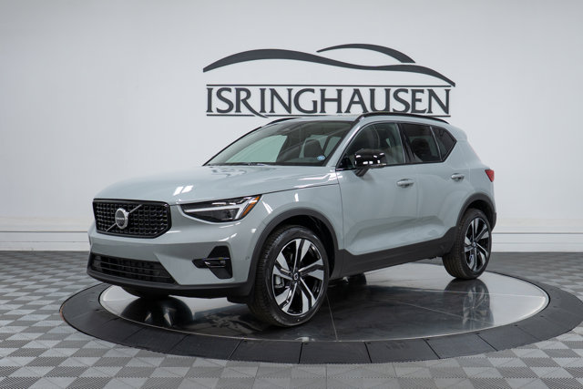 New 2026 Volvo XC40 Plus