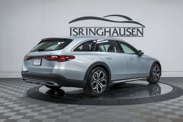 MERCEDES-BENZ E-CLASS - 5