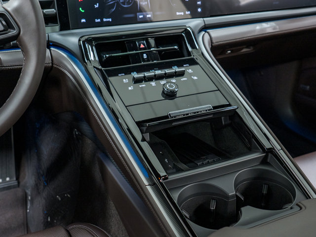 صورة 23 لـ 2026 Porsche PANAMERA 4S E-HYBRID