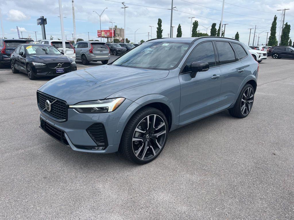 Certified 2023 Volvo XC60 B6 Ultimate Dark Theme