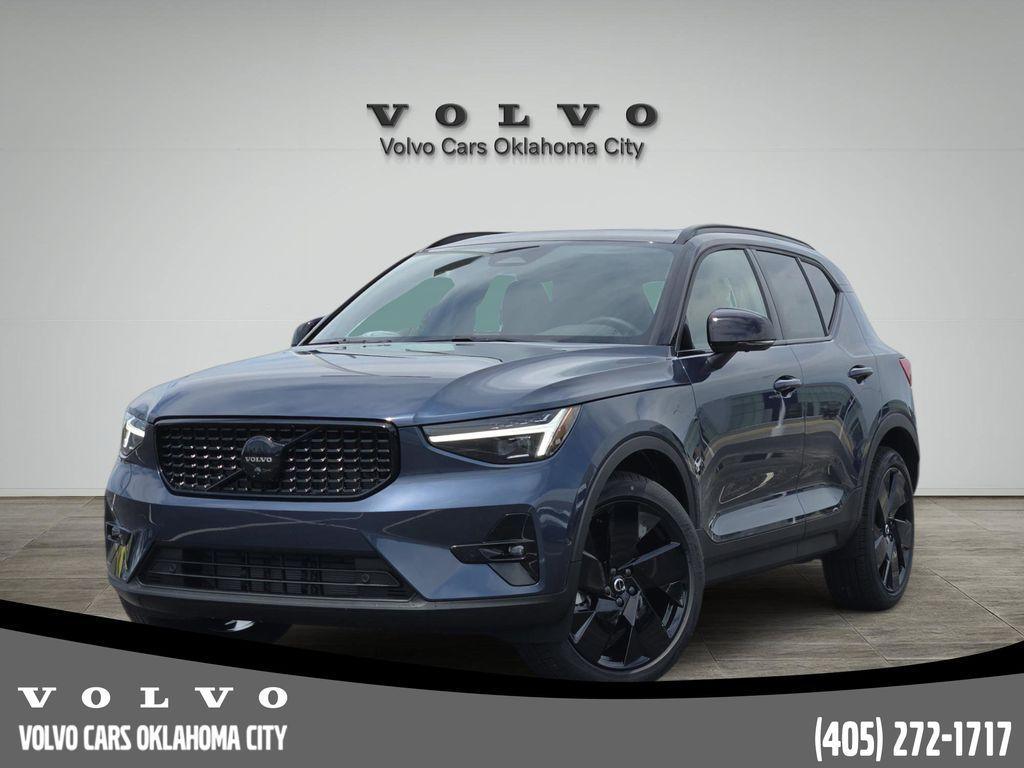 New 2026 Volvo XC40 B5 Ultra Black Edition