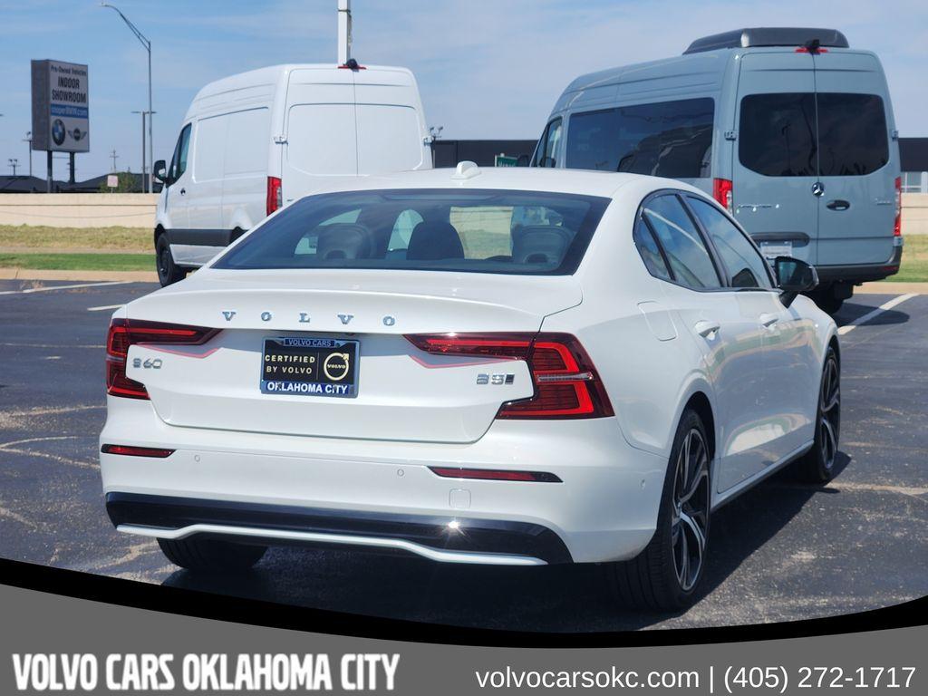 2024 Volvo S60 B5 ULTIMATE DARK THEME — фото 4