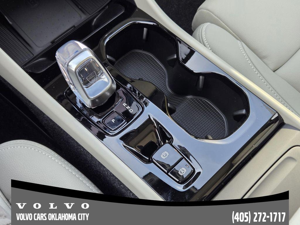 صورة مصغرة 21 لـ 2026 Volvo XC40 B5 PLUS
