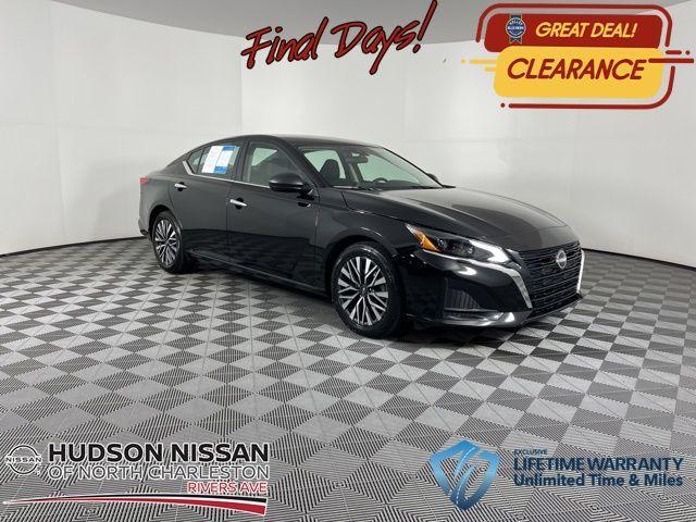 Used 2024 Nissan Altima 2.5 SV