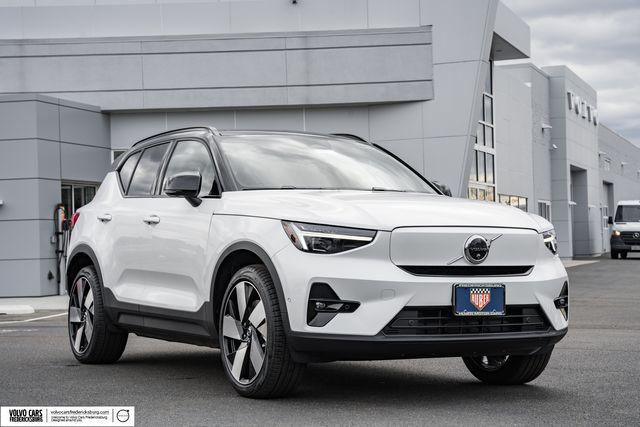 New 2026 Volvo EX40 Plus, Single Motor Extended Range, Fully electric