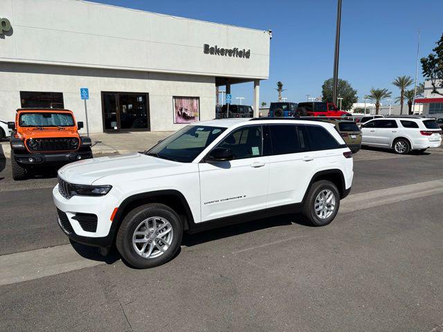 New 2026 Jeep Grand Cherokee Laredo