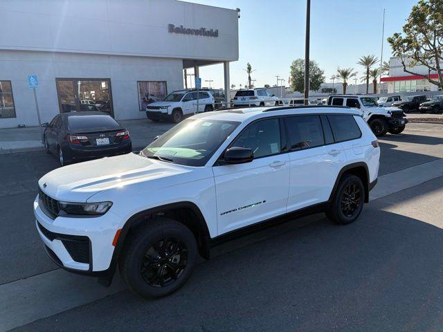 New 2026 Jeep Grand Cherokee Altitude