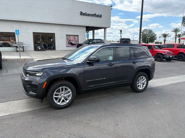 New 2026 Jeep Grand Cherokee Laredo