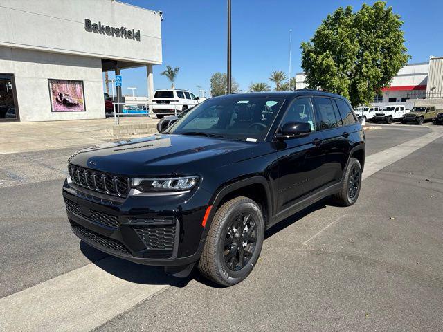 New 2026 Jeep Grand Cherokee Altitude