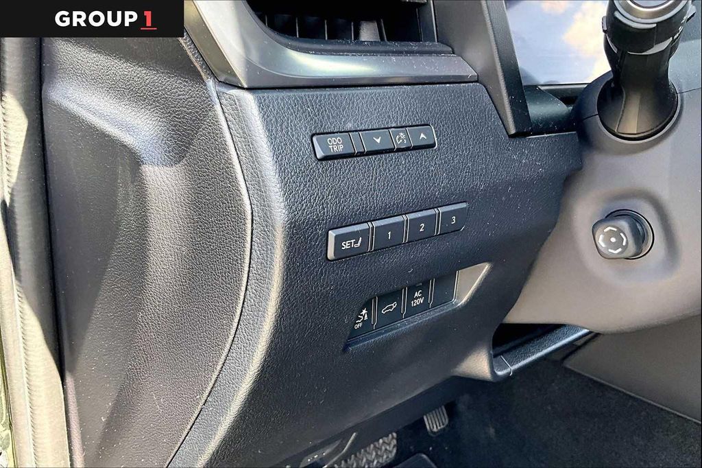 صورة مصغرة 33 لـ 2024 Lexus GX 550 PREMIUM+