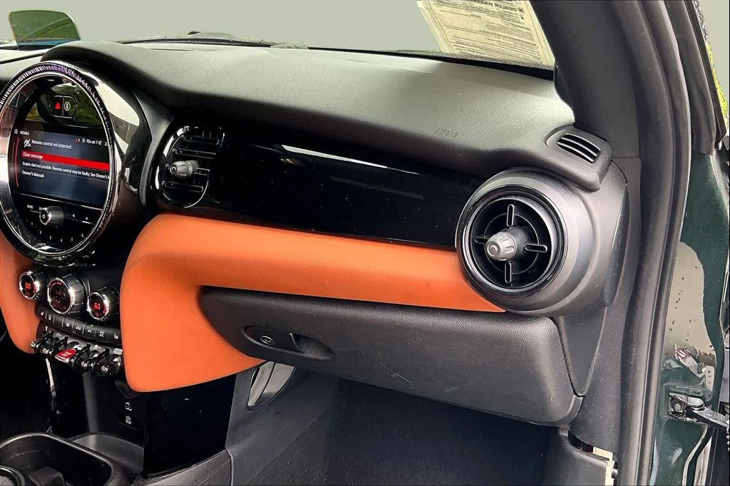 2023 MINI CONVERTIBLE JOHN COOPER WORKS — миниатюра 15