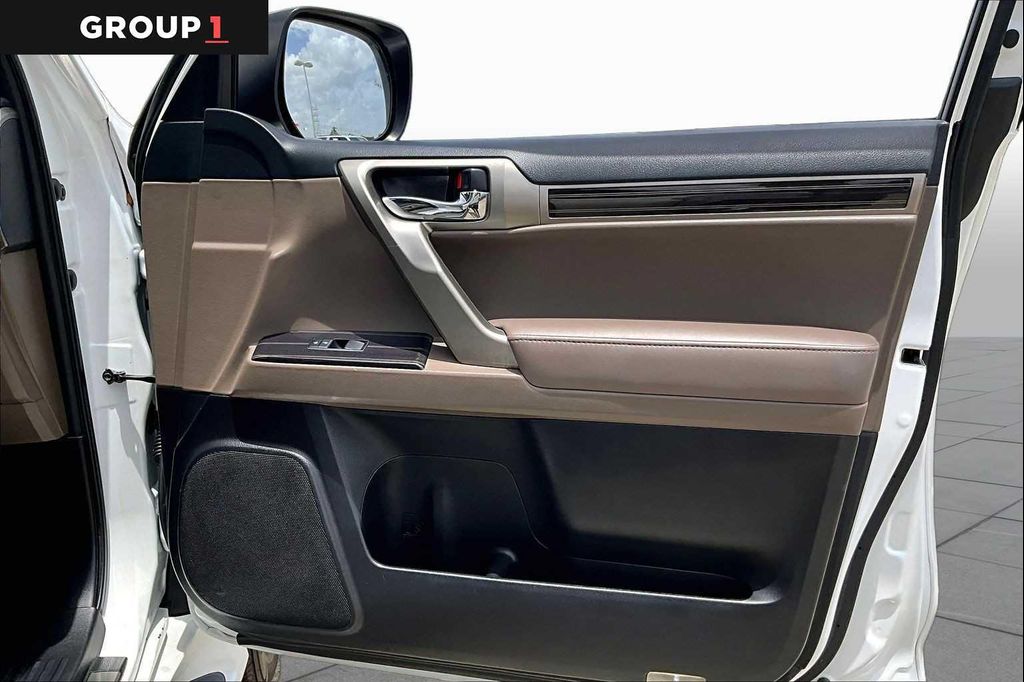 2020 Lexus GX 460 PREMIUM thumbnail 20