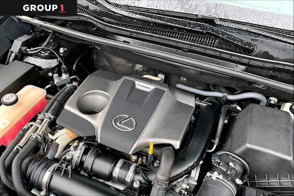 صورة مصغرة 29 لـ 2020 Lexus NX 300 BASE