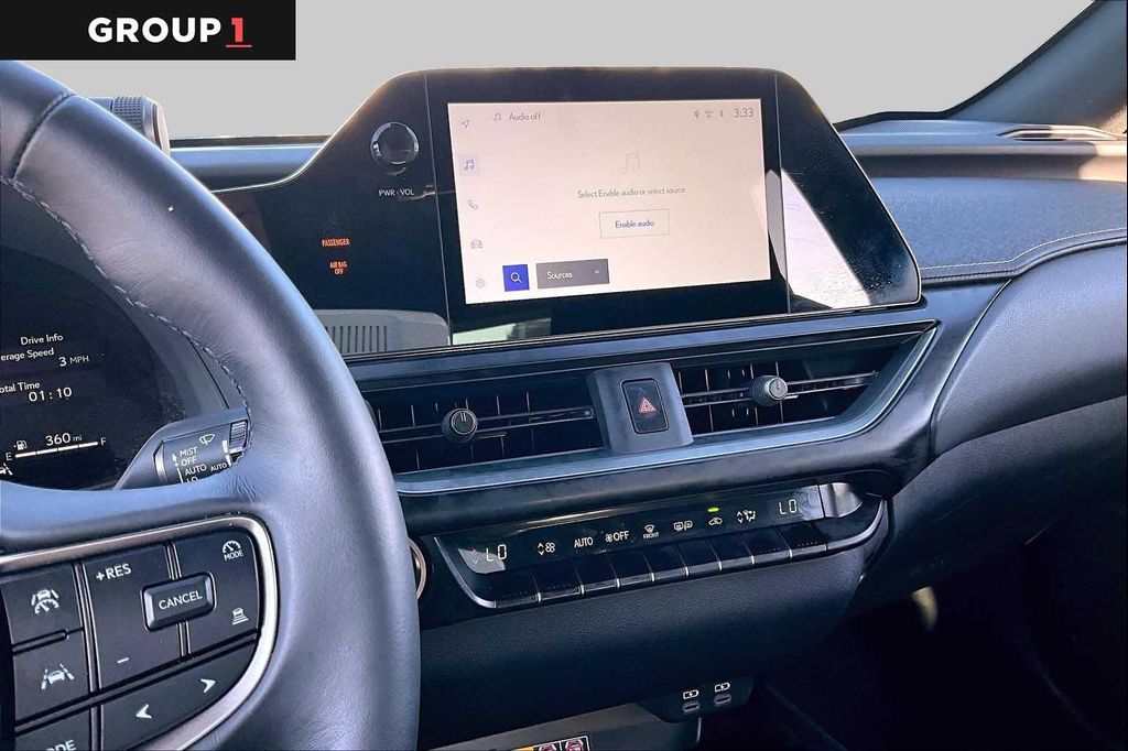 2025 Lexus UX 300H PREMIUM — фото 6