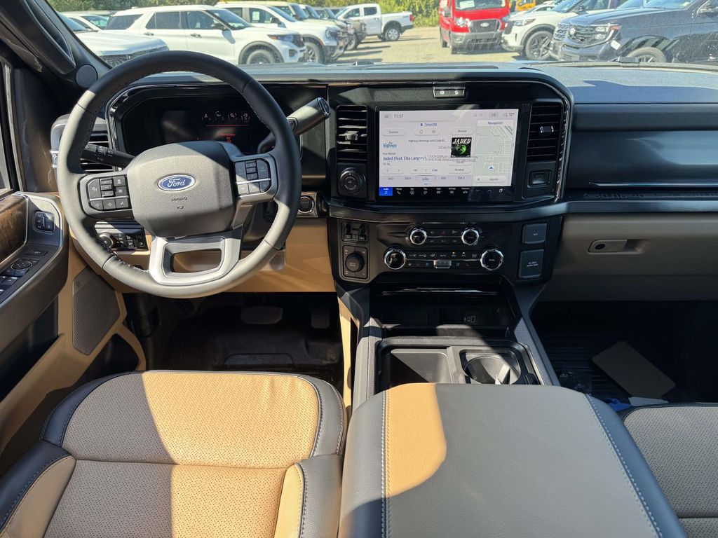 2026 FORD F-350 LARIAT 缩略图 12
