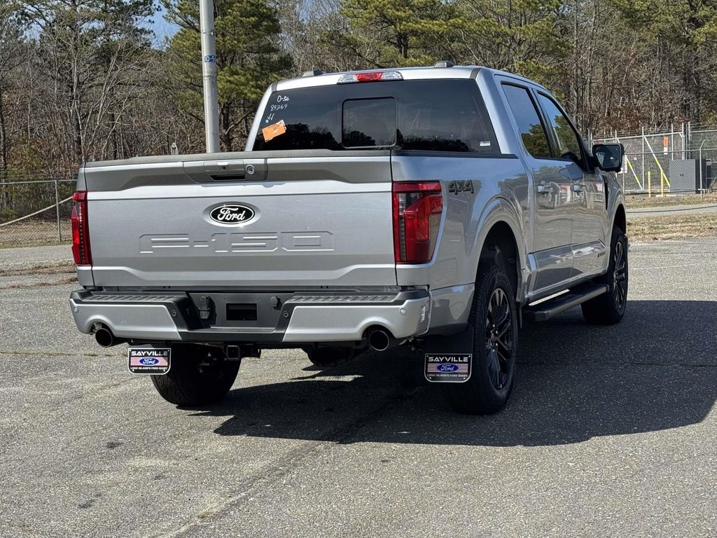 FORD F-150 XLT - 4