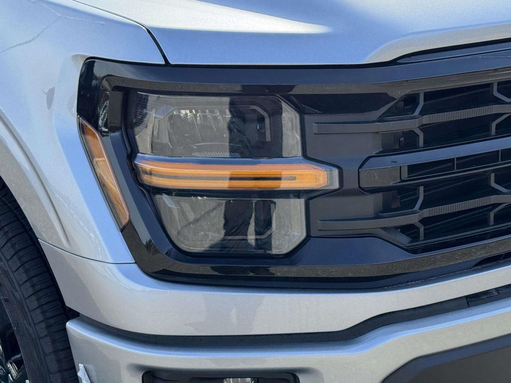 FORD F-150 XLT - 8