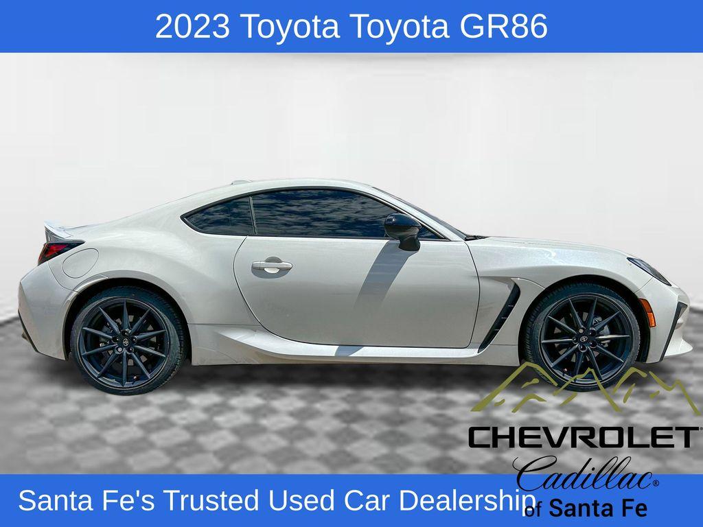 صورة 8 لـ 2023 Toyota GR86 PREMIUM