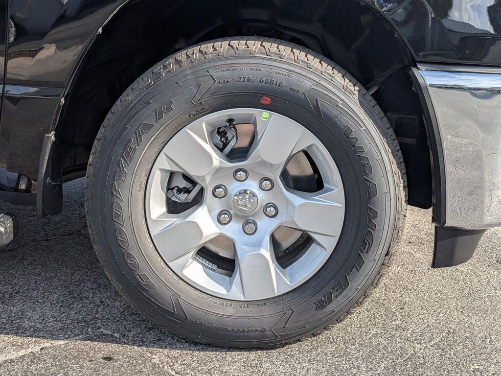 2026 RAM 1500 TRADESMAN thumbnail 11
