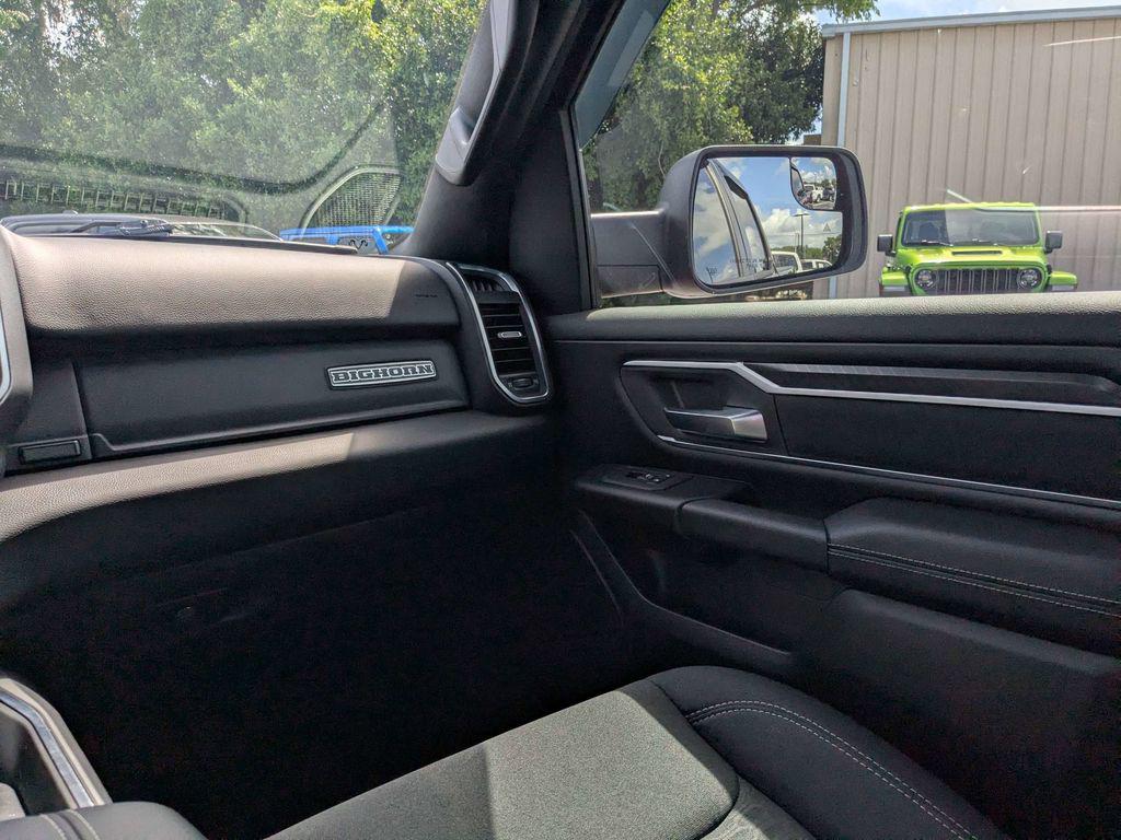 2025 RAM 1500 BIG HORN/LONE STAR — миниатюра 16