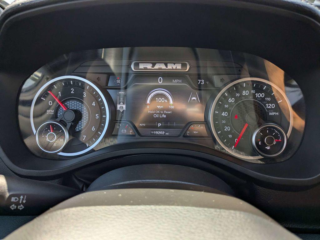 صورة مصغرة 26 لـ 2026 RAM 1500 LARAMIE