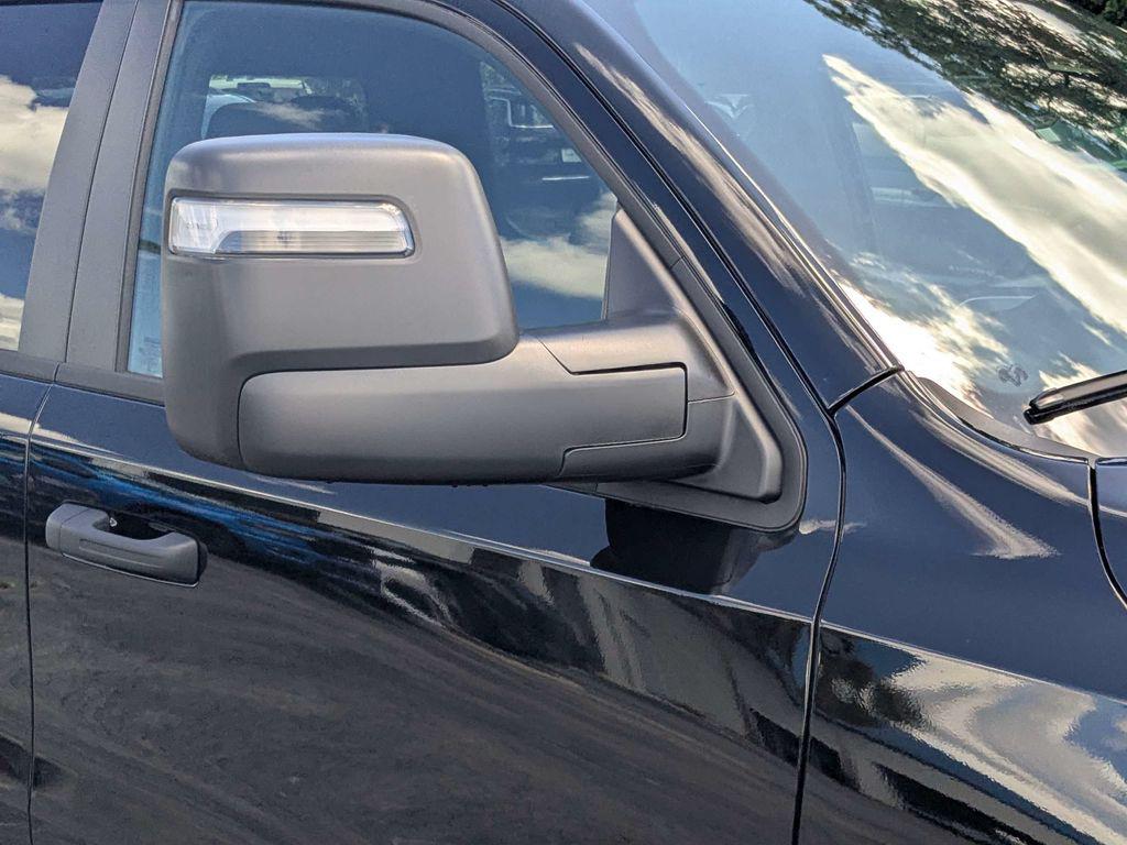 2026 RAM 1500 EXPRESS — миниатюра 9