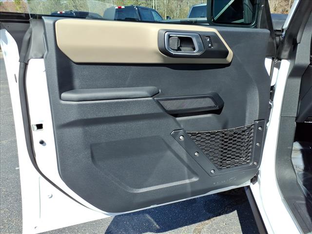 FORD BRONCO - 4