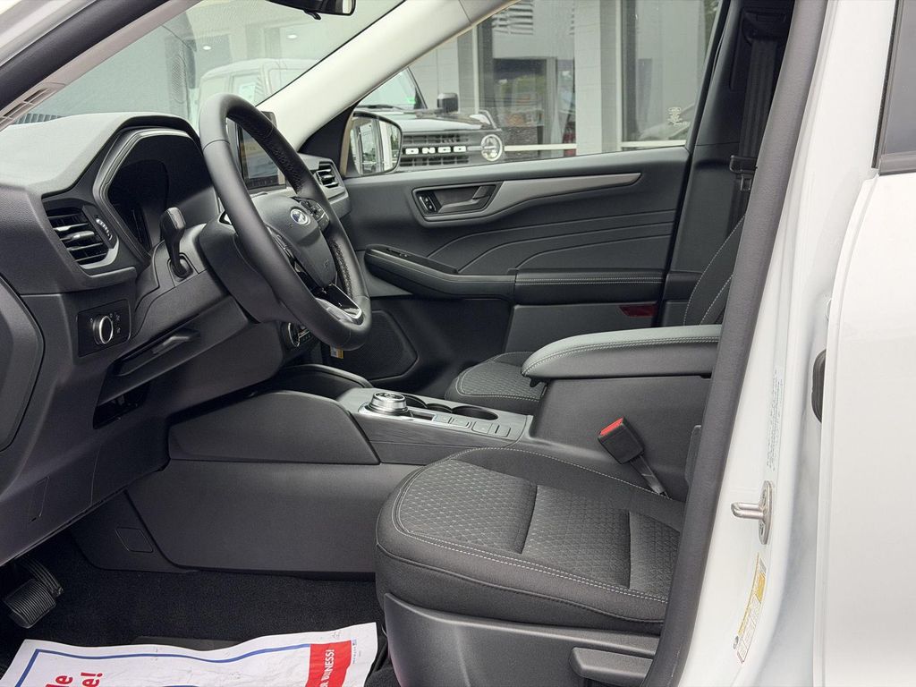 صورة 7 لـ 2026 FORD ESCAPE ACTIVE