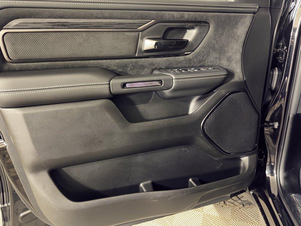 صورة مصغرة 14 لـ 2026 RAM 1500 RHO
