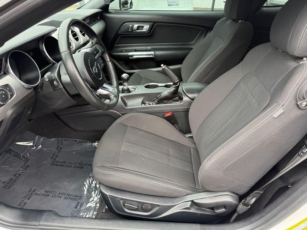 صورة مصغرة 19 لـ 2022 FORD MUSTANG GT