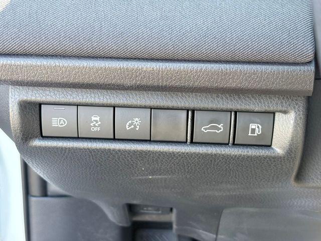2025 Toyota CAMRY LE 缩略图 21