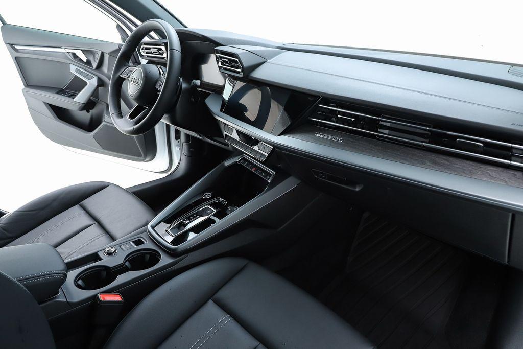 صورة مصغرة 68 لـ 2026 AUDI A3 2.0T PREMIUM