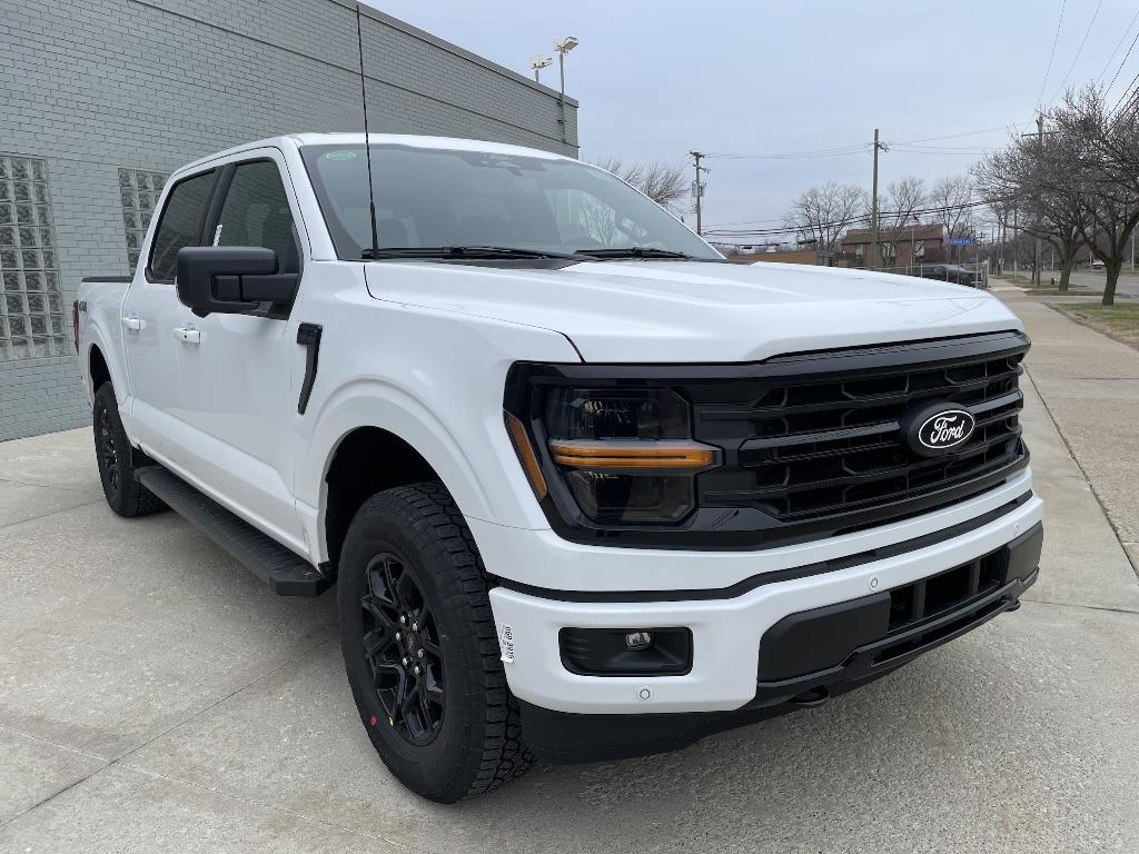 FORD F-150 XLT - 2