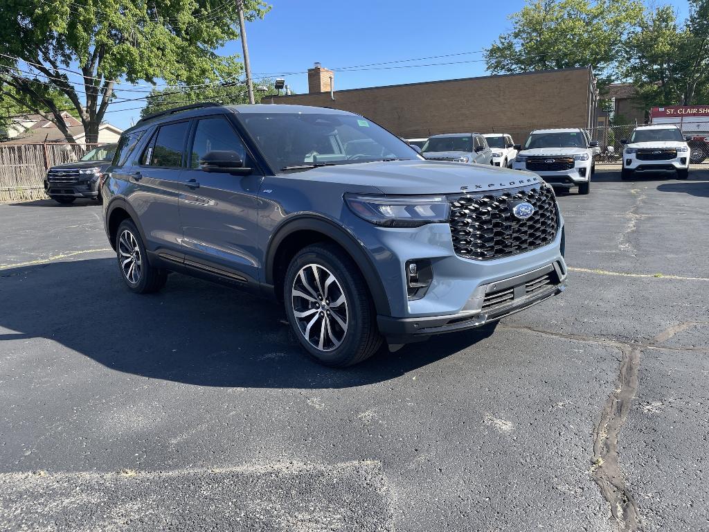 New 2026 Ford Explorer ST-Line