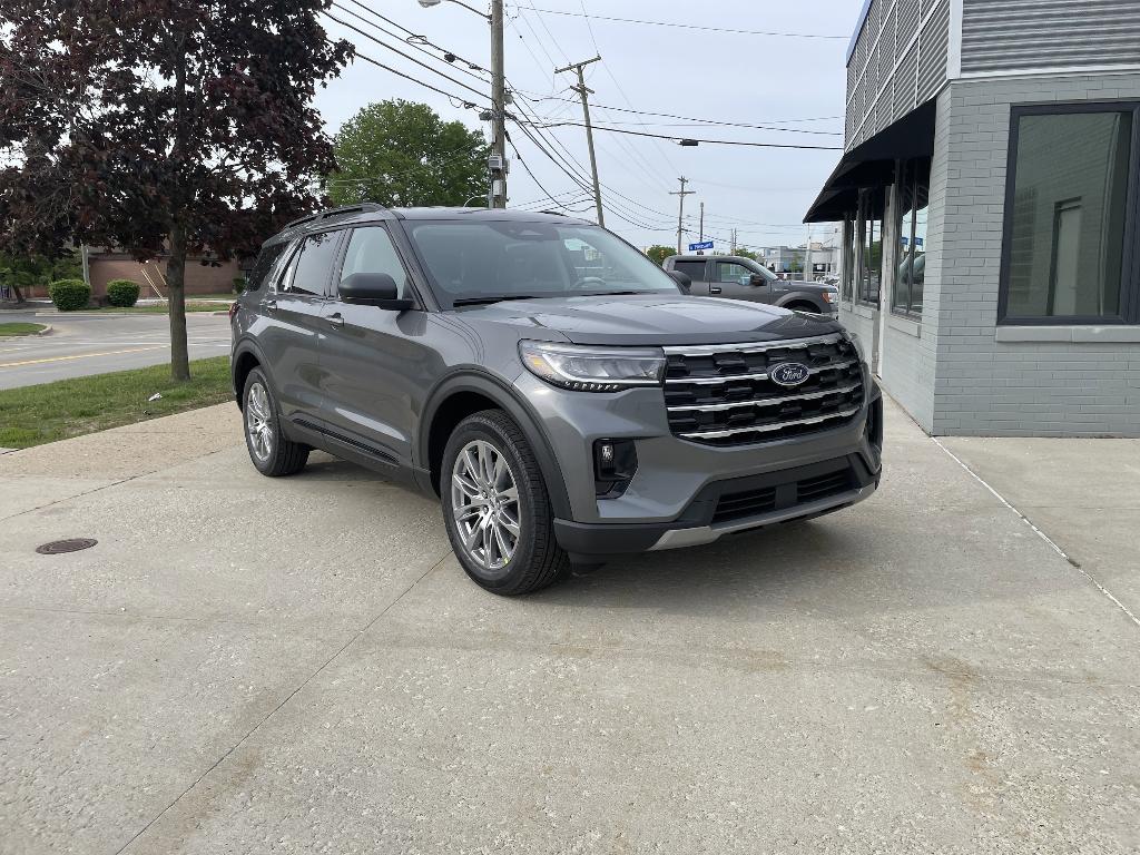 New 2026 Ford Explorer Active