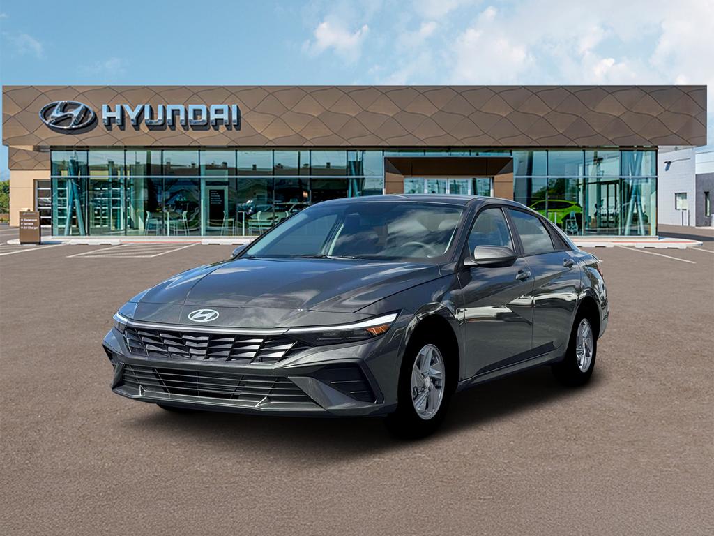 New 2026 Hyundai ELANTRA SE