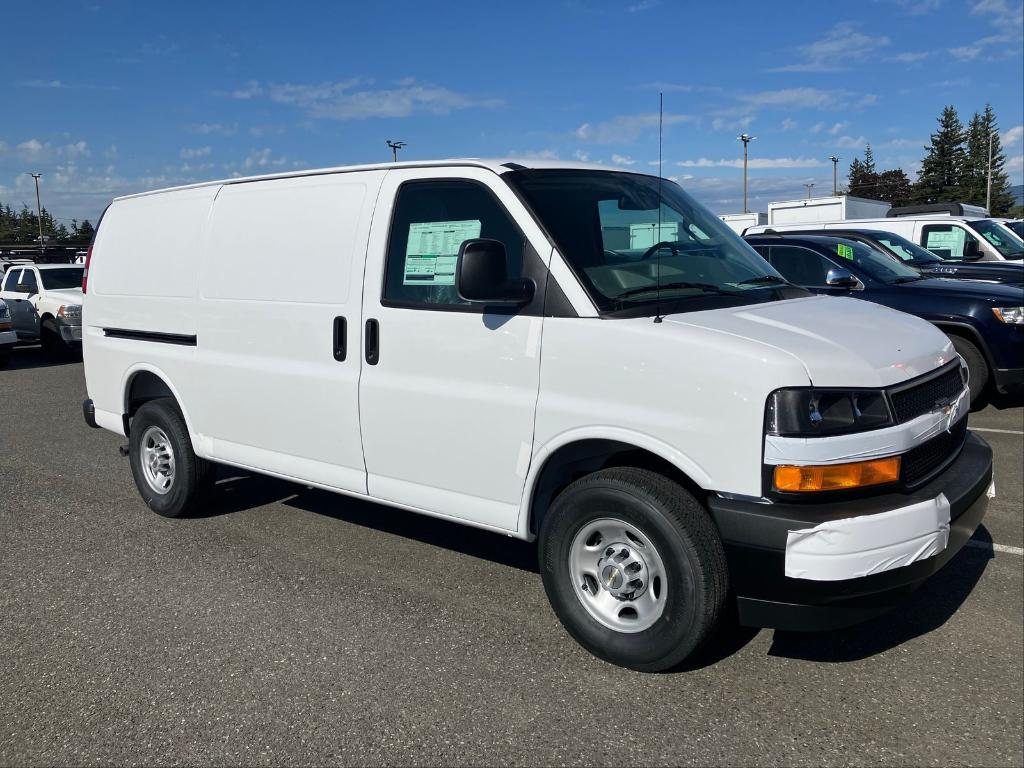 New 2026 Chevrolet Express 2500 Work Van