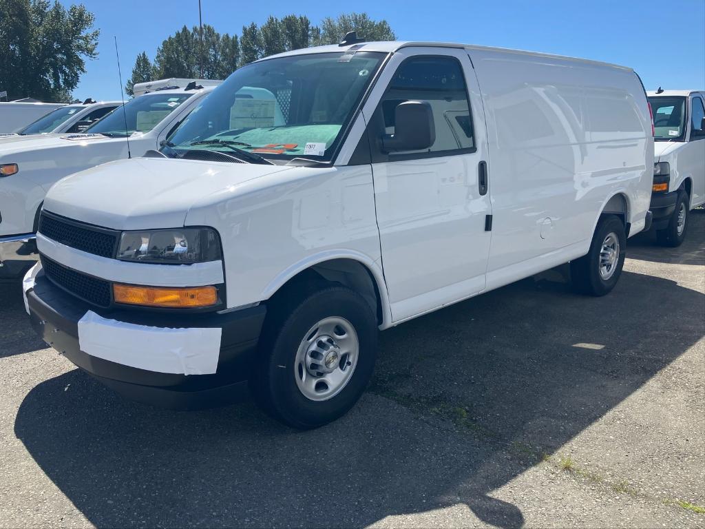 New 2026 Chevrolet Express 3500 Work Van