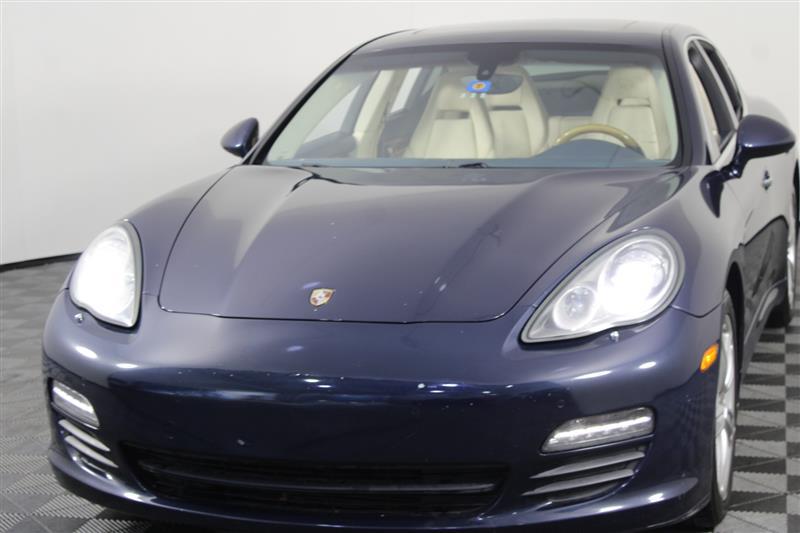 2011 Porsche Panamera
