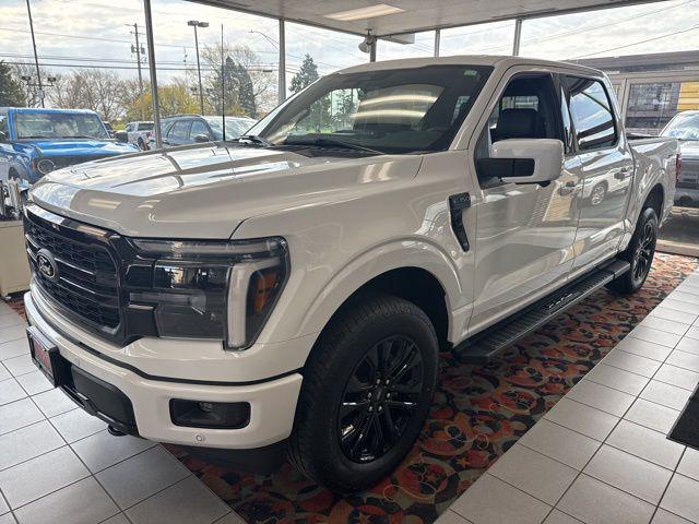 FORD F-150 LARIAT - 2