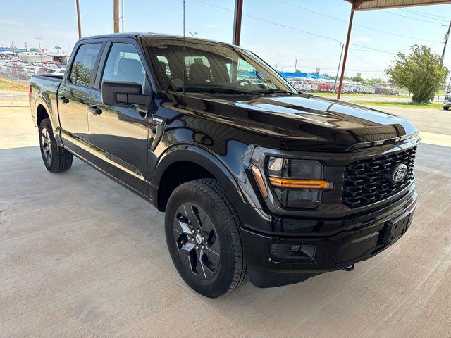 صورة 1 لـ 2025 FORD F-150 STX